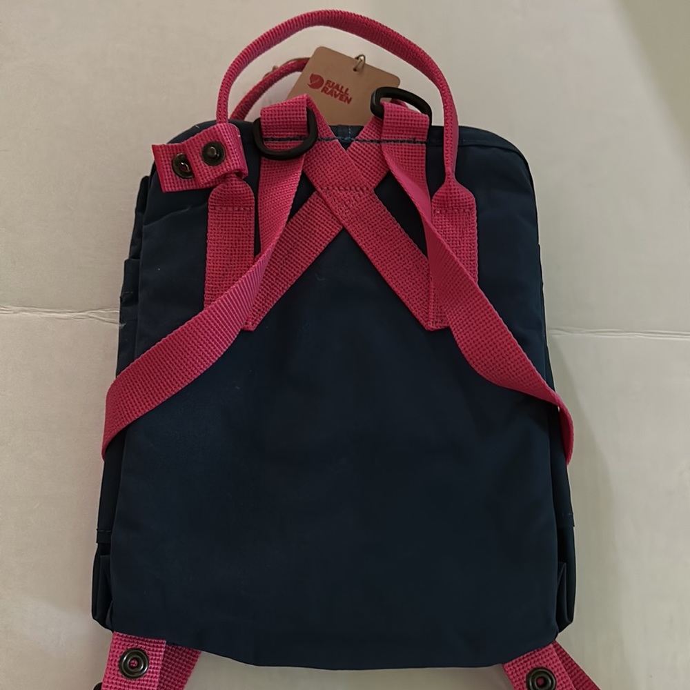 Kånken Mini Backpack - Picture 2 of 3